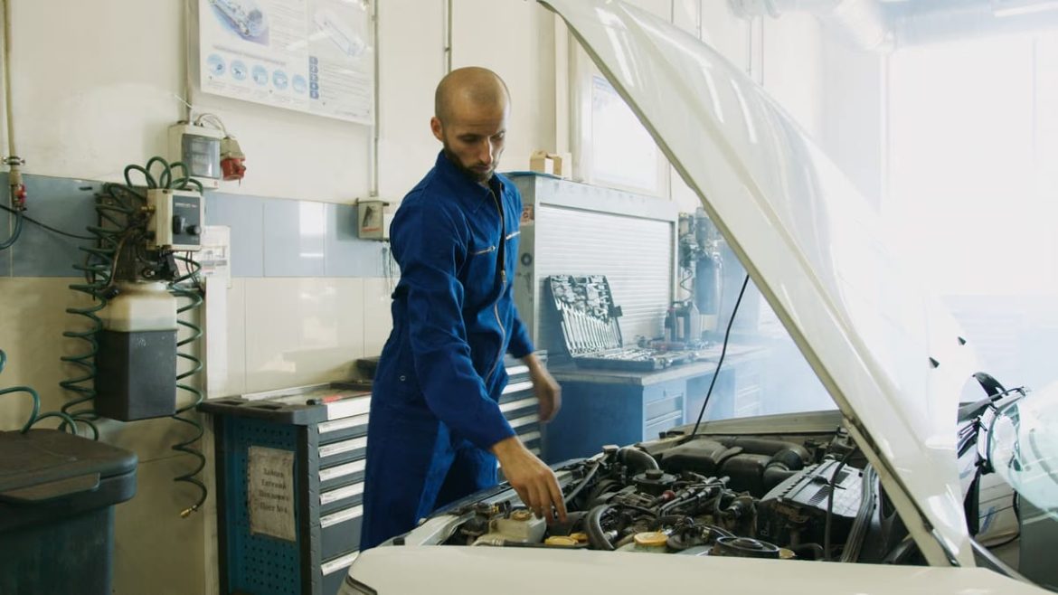 Avant un Long Trajet : vérifier sa Voiture et Calculer le Coût du Voyage